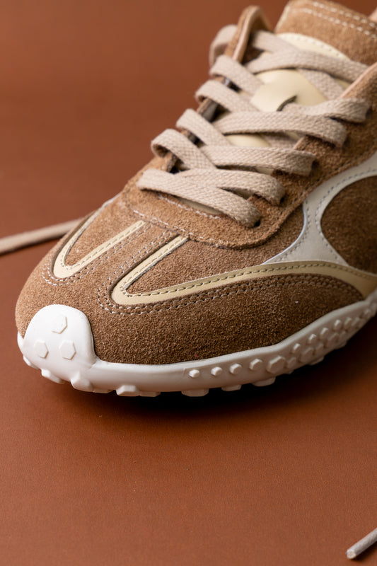 Tenis Senda cuero amareto